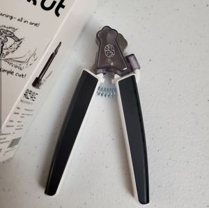 Dog Nail Clippers with Nail Trapper